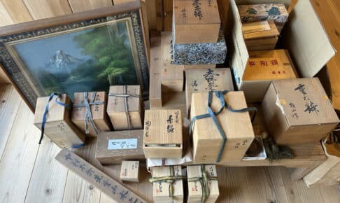 店頭持ち込み 備前焼などの買取