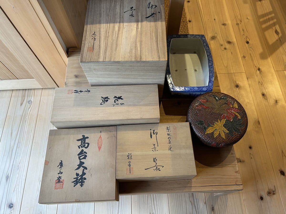 贈答品の備前焼、贈答品の陶磁器類　買取