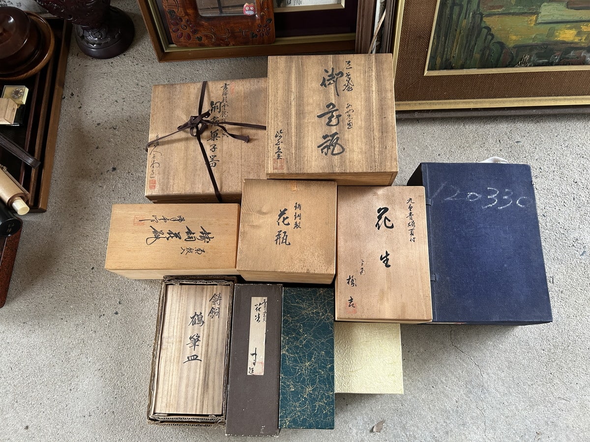 置物、陶磁器　木箱入り