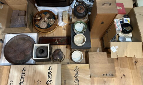 店頭持ち込み 骨董品買取