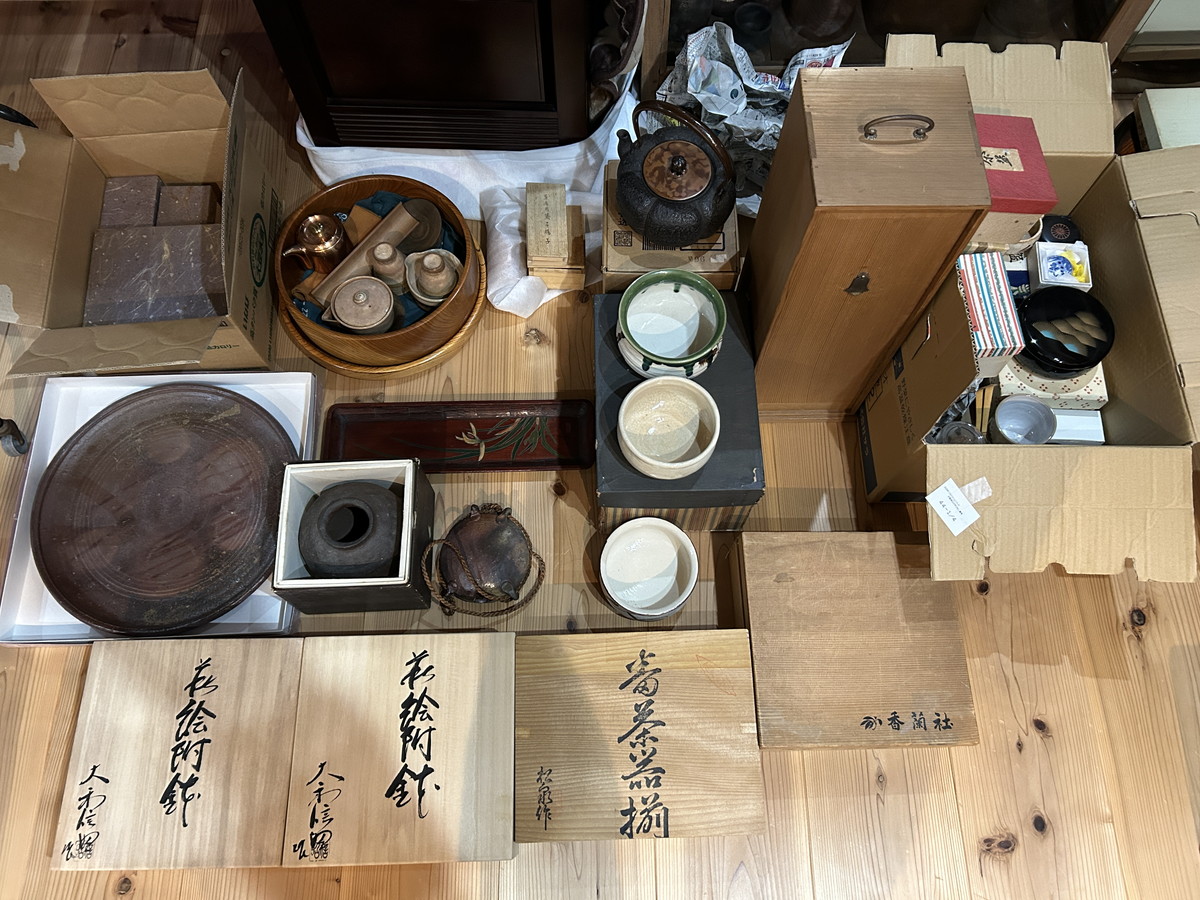 店頭持ち込み 骨董品買取