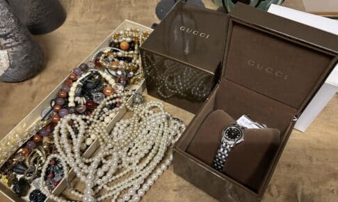グッチ 腕時計、アクセサリー 買取 岡山市中区