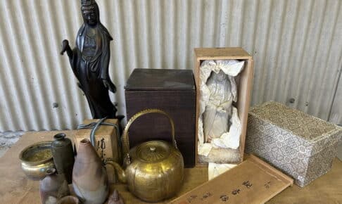 岡山市南区にて湯沸、仏像、備前焼などを出張買取