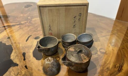 店頭へのお持込みにて日幡光顕の備前焼煎茶器を買取